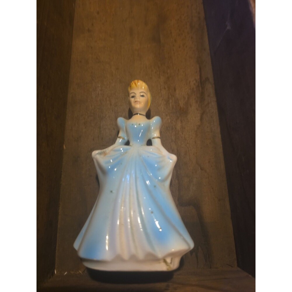 1960s WALT DISNEY Porcelain CINDERELLA Figurine Original Wales Stickers Japan